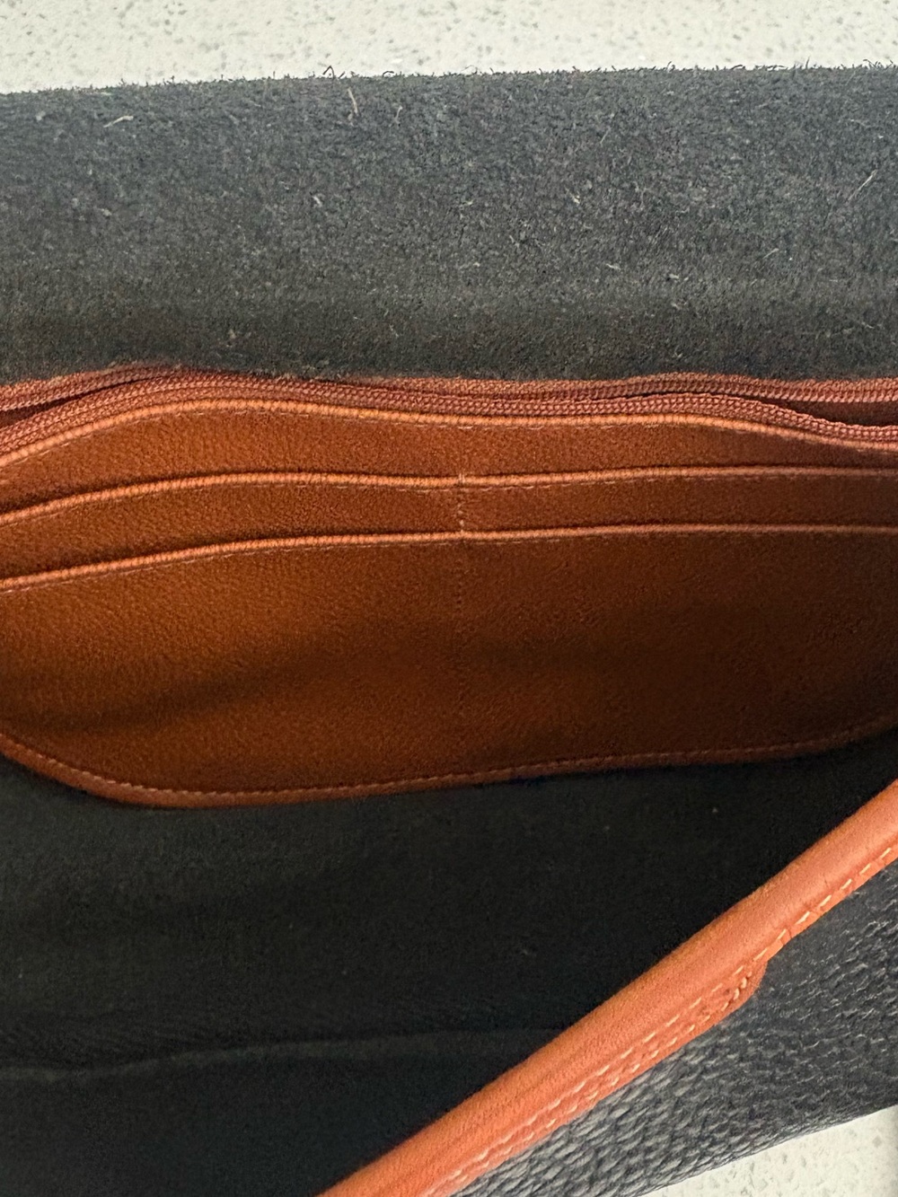 Rare Vintage Dooney & Bourke AWL Cavalry Trooper Bag with British Tan Trim - Picture 8 of 11